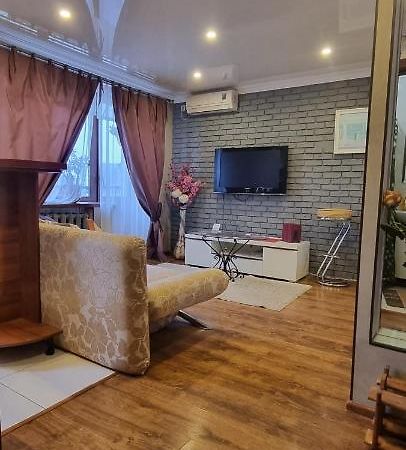 Apartment Voznesenska 25 Dnipro Exteriör bild